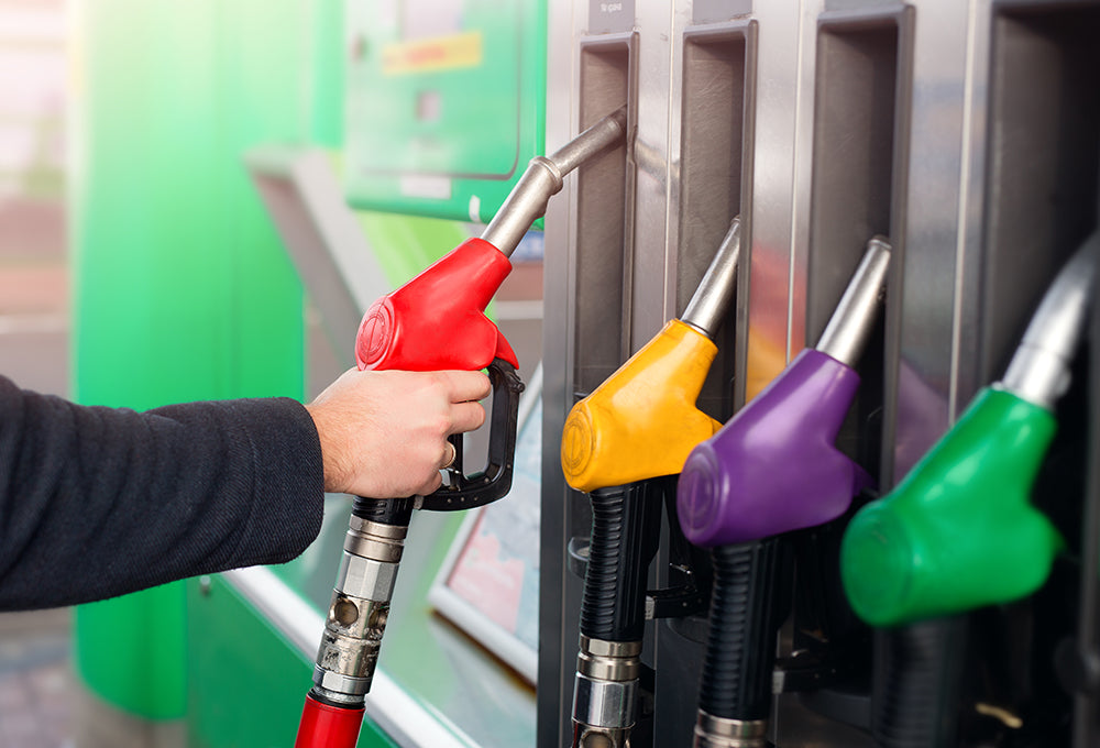 Usar gasolina comum ou aditivada? A gasolina aditivada rende mais?